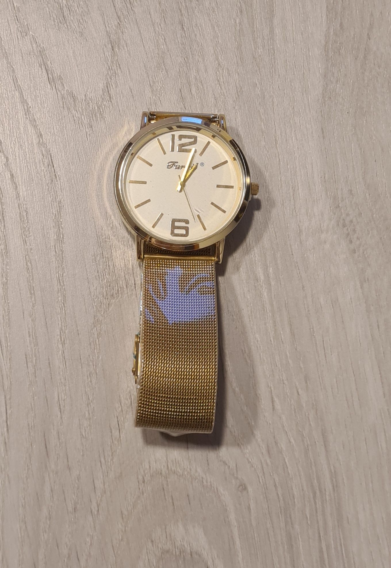 Stylowy zegarek damski firmy Farril