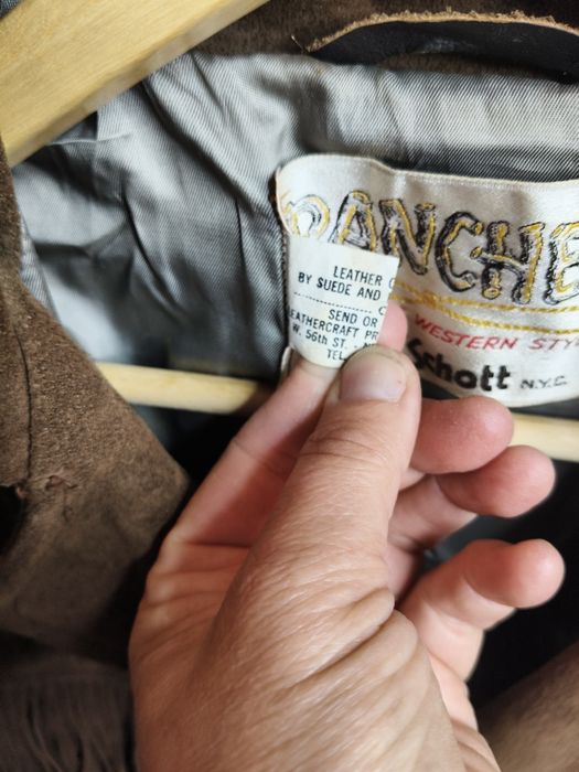 Stara skórzana kurtka z frędzlami Rancher 32