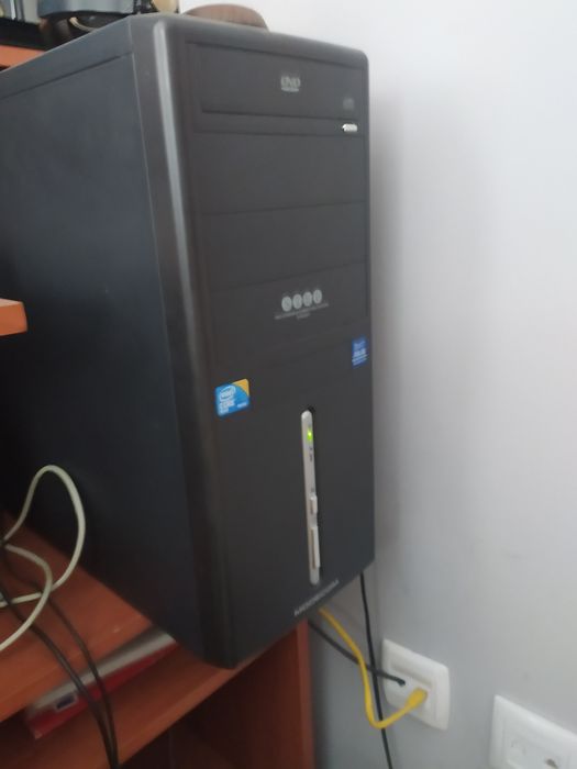 Комп'ютер повний комплект