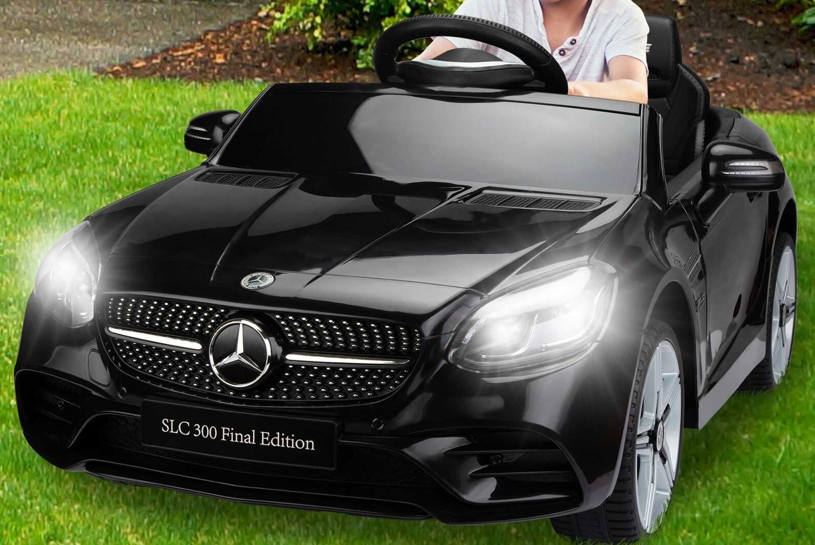 Pojazd Mercedes BENZ SLC300