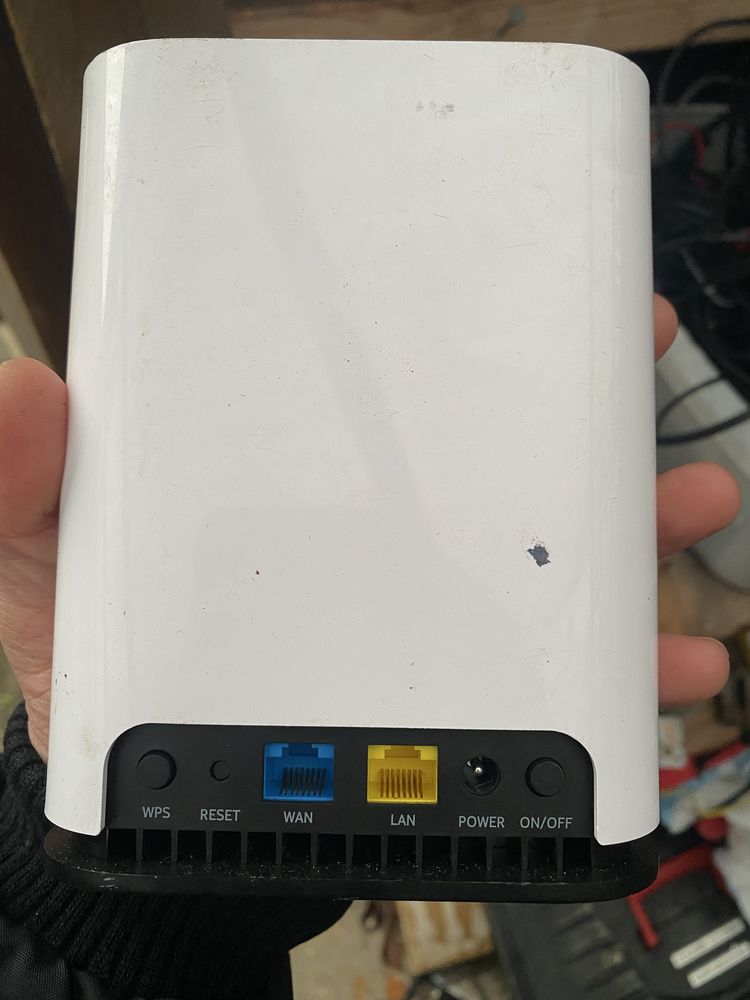 Роутер nokia  модель beacon 1