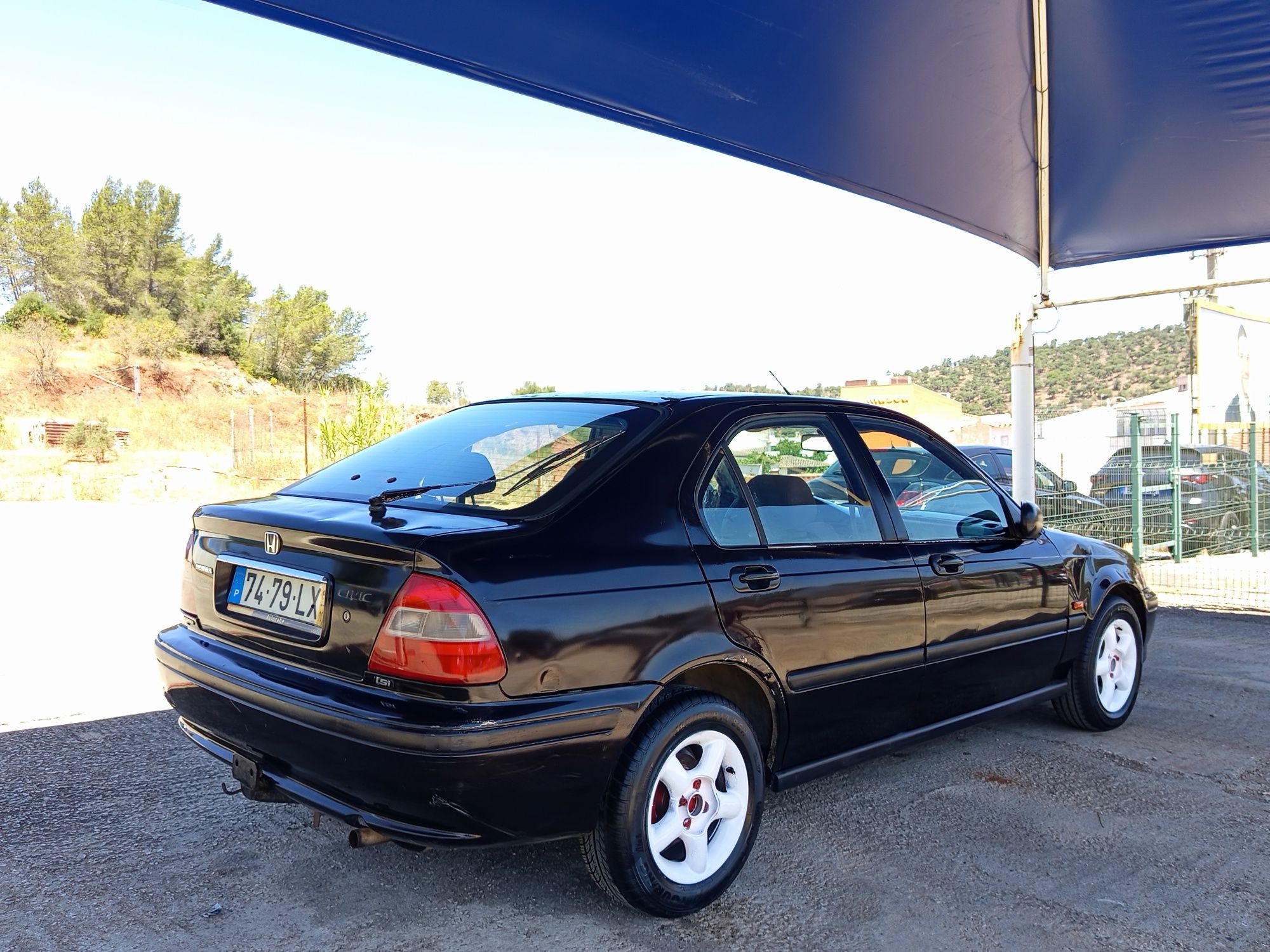 Oportunidade Honda Civic 1.5 VTEC em excelente estado mecânico