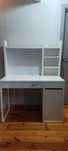 Biurko Biurko Ikea MICKE 105x50x140 z nadstawka.