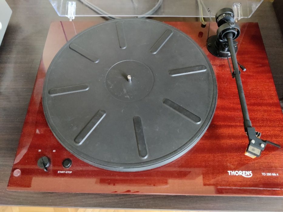 Gramofon Thorens 295 MK IV