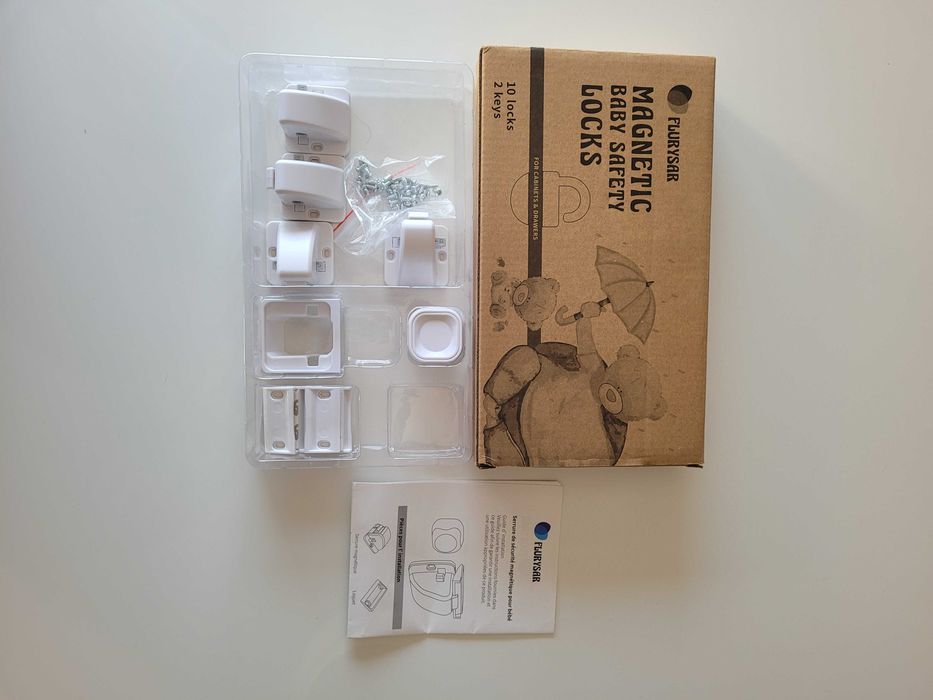 blokady magnetyczne do szafek 4 sztuki + magnes