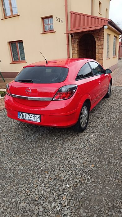*Opel Astra H GTC* 2007r*