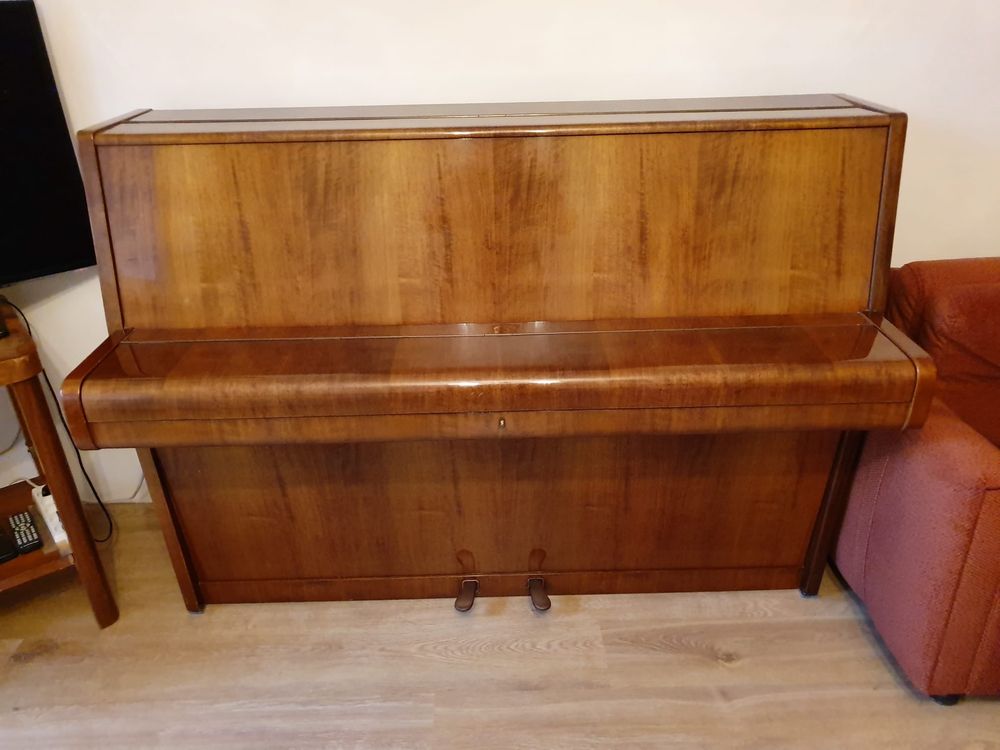 Pianino Calisia M-105 (