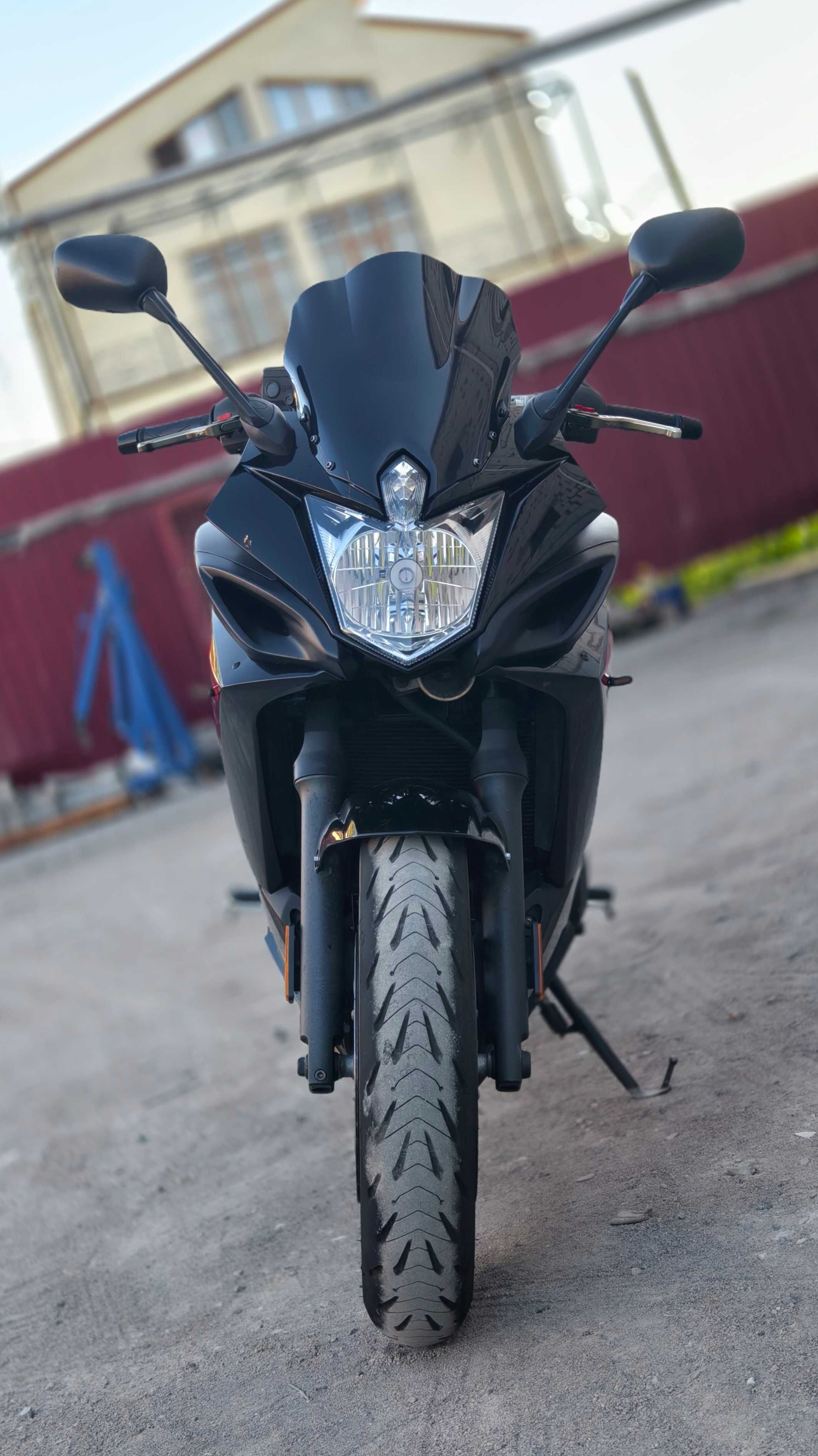 Yamaha fz6r 2012