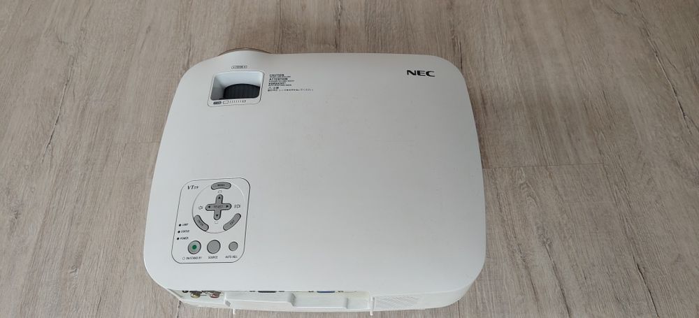 Projektor, rzutnik NEC VT 59