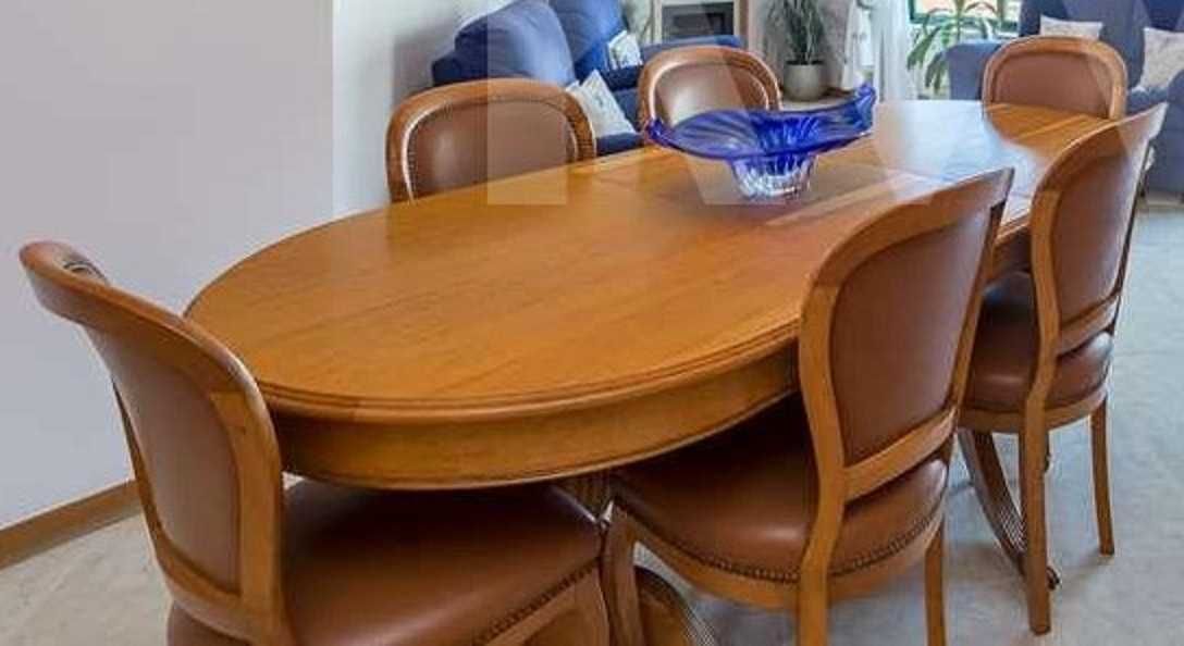 Mesa de sala de jantar com 6 cadeiras