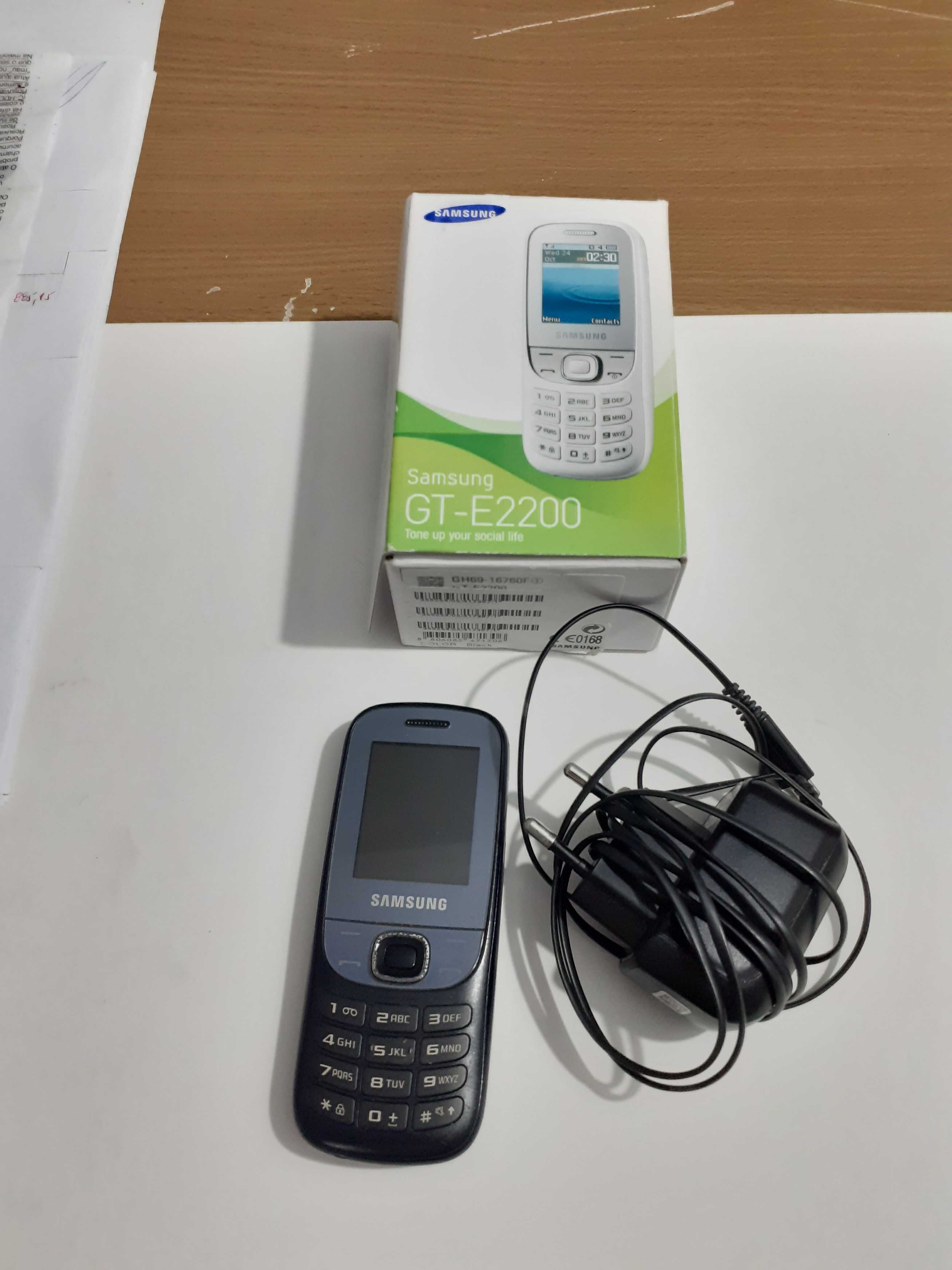 Telemóvel Samsung GTE-2200