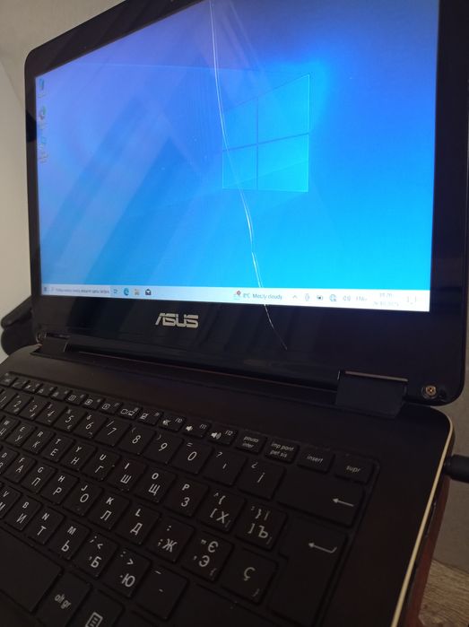 Продам ноут asus flip tp301ua