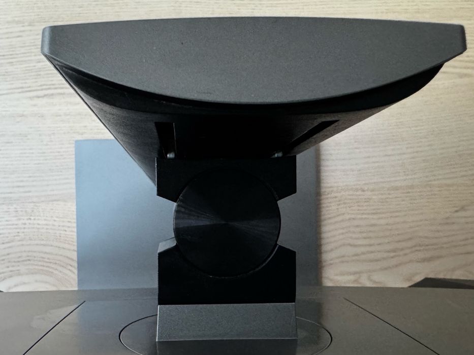 Dell UktraSharp U217D 27” Monitor - ідеальний стан з клробкою.