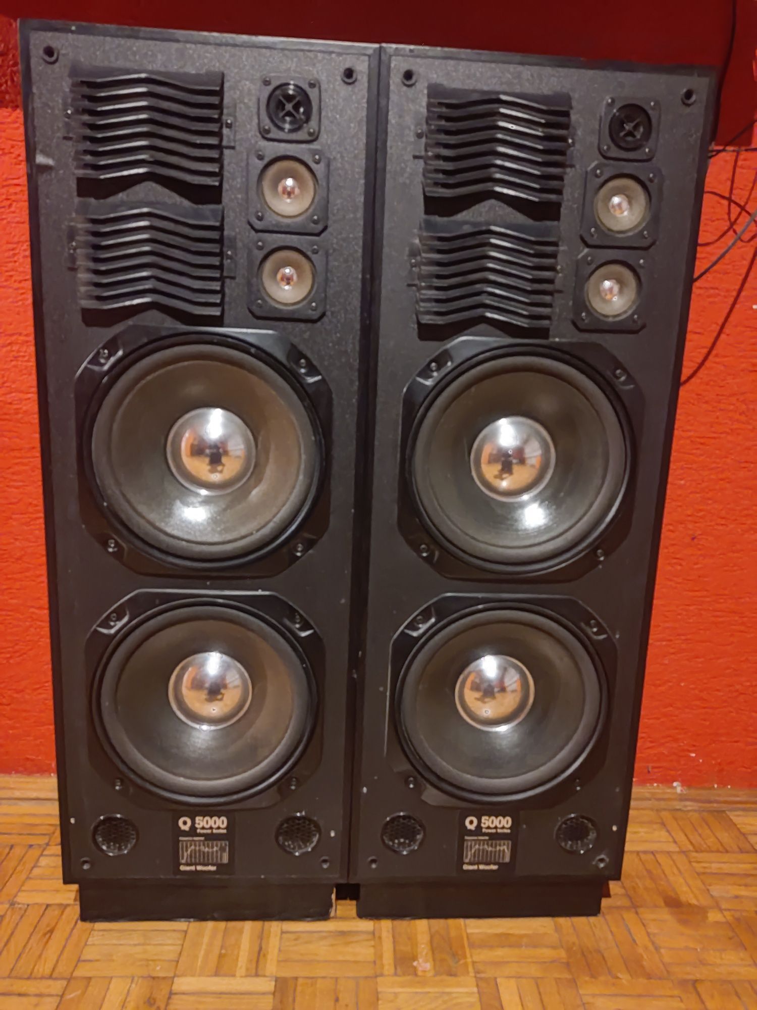 Kolumny 2x 500w Universum Q5500
