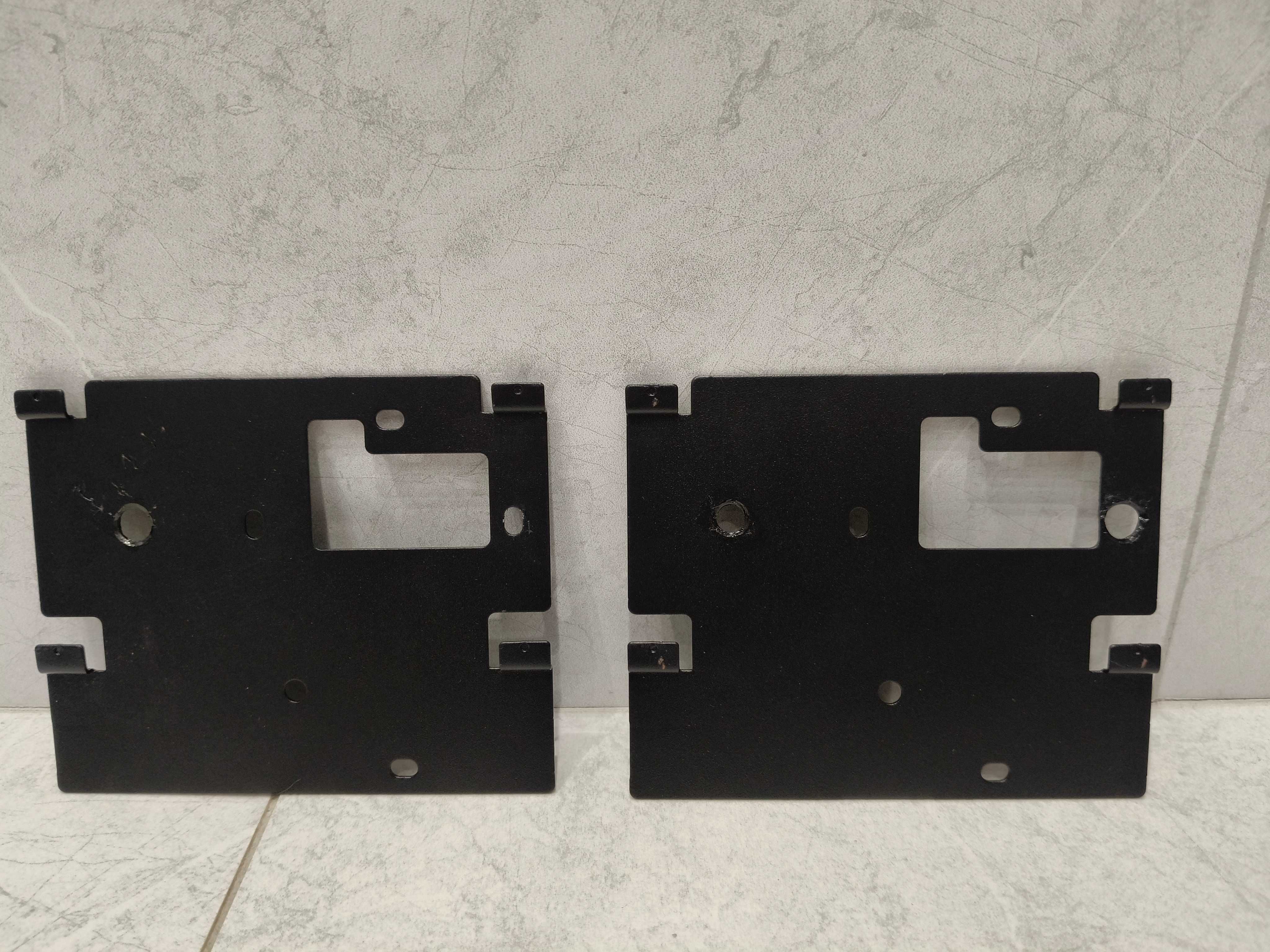 Wideodomofon dwurodzinny VIDOS ONE IP S2402-N, 2 monitory VIDOS M2010W