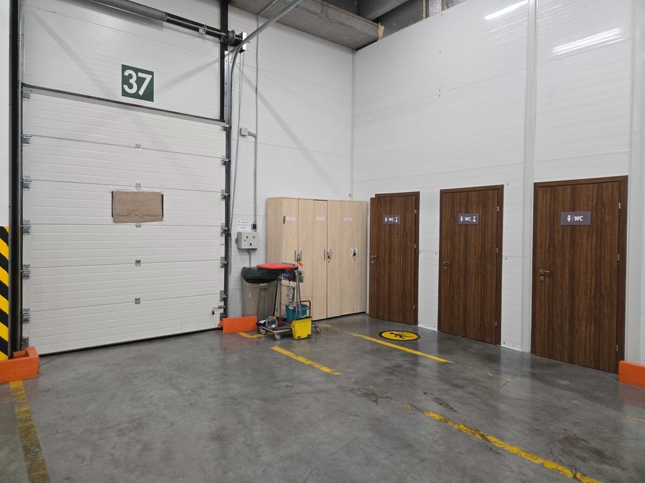 Аренда склада 900 м2.