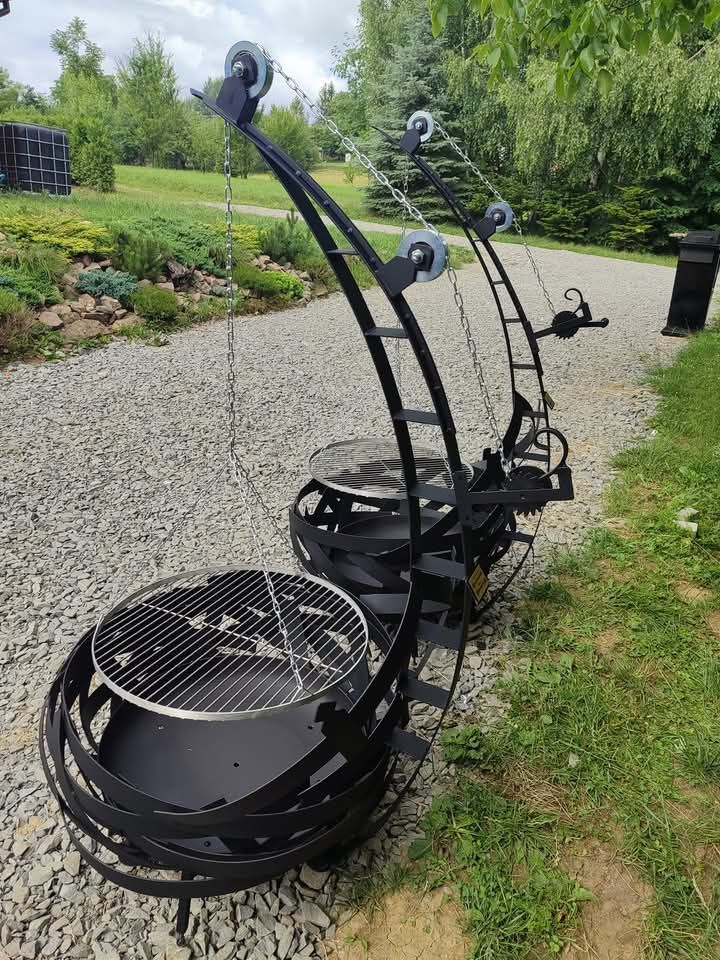 Grill węglowy "Fałka"