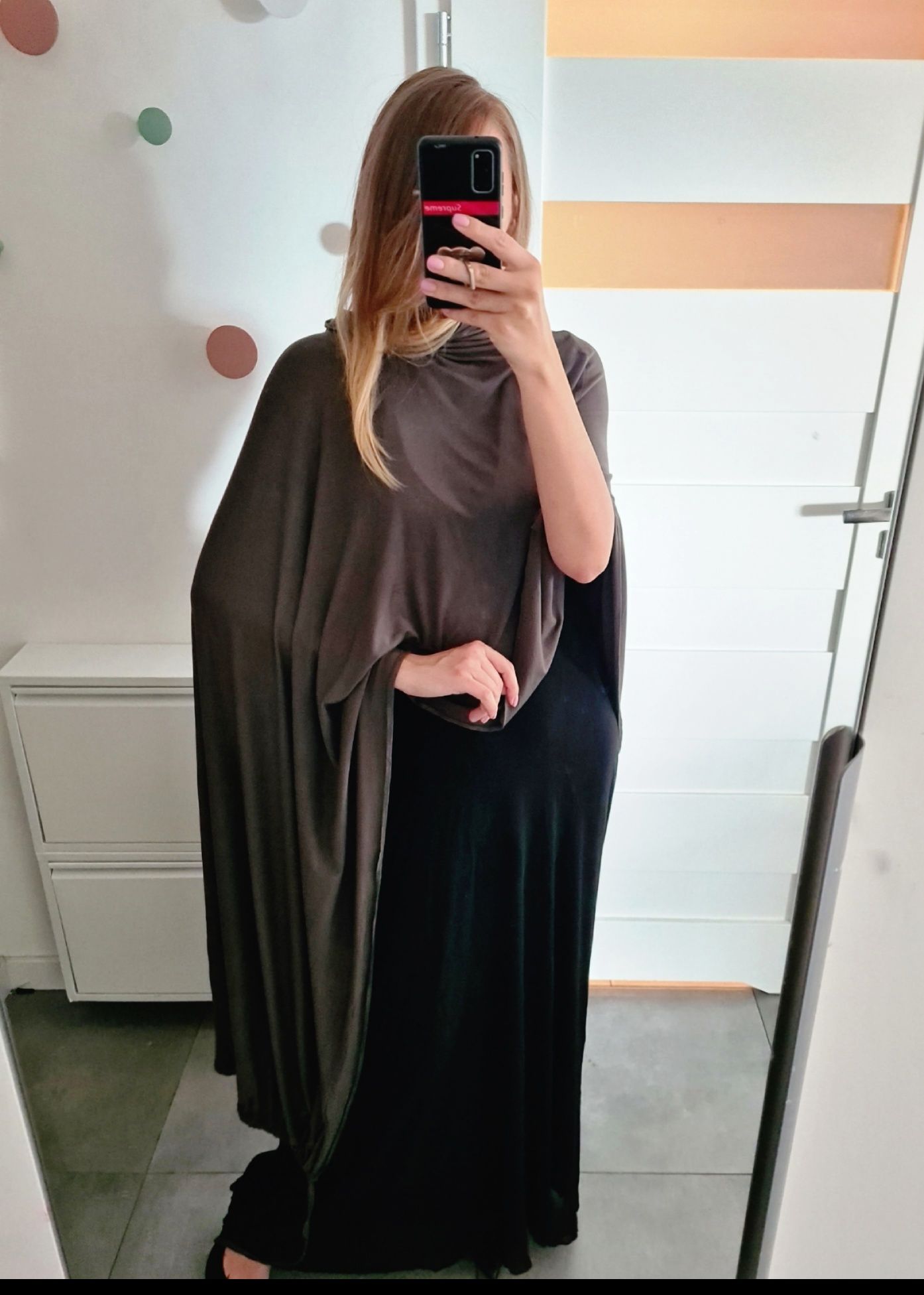 Brązowa peleryna płaszcz narzuta dla czarownicy wiedźmy Halloween