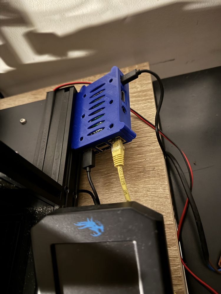Impressora Ender 3 V2 com muitos extras