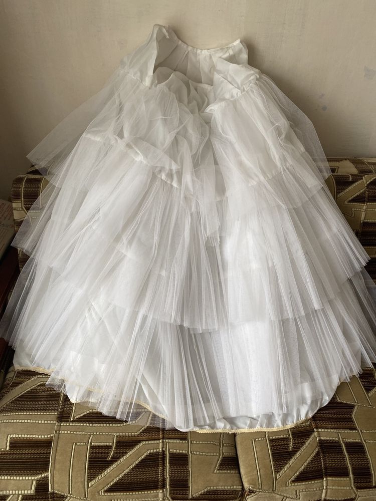 Сукня весільна ,розмір s-m 36-38