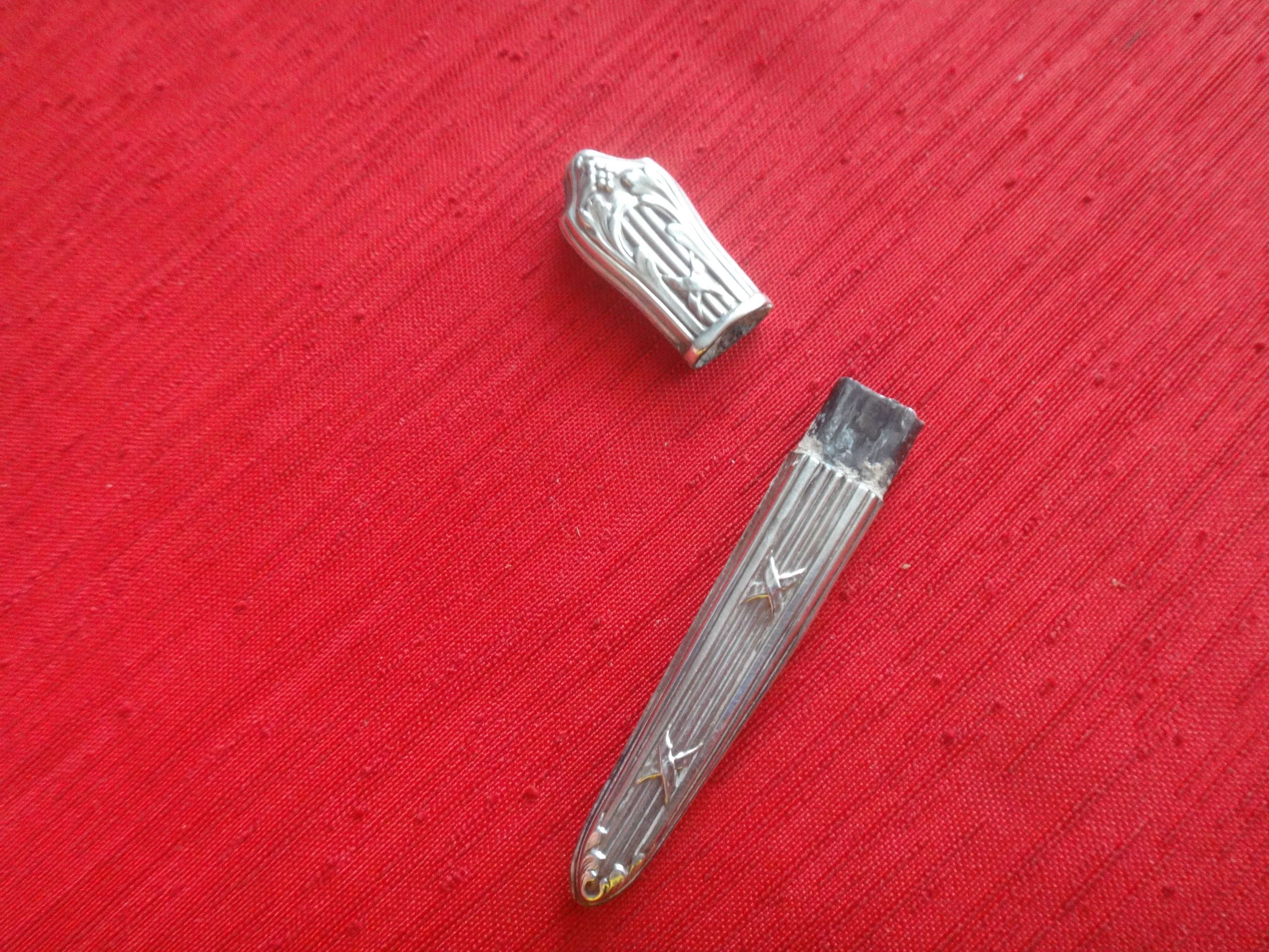 Srebrne etui na wykałaczki