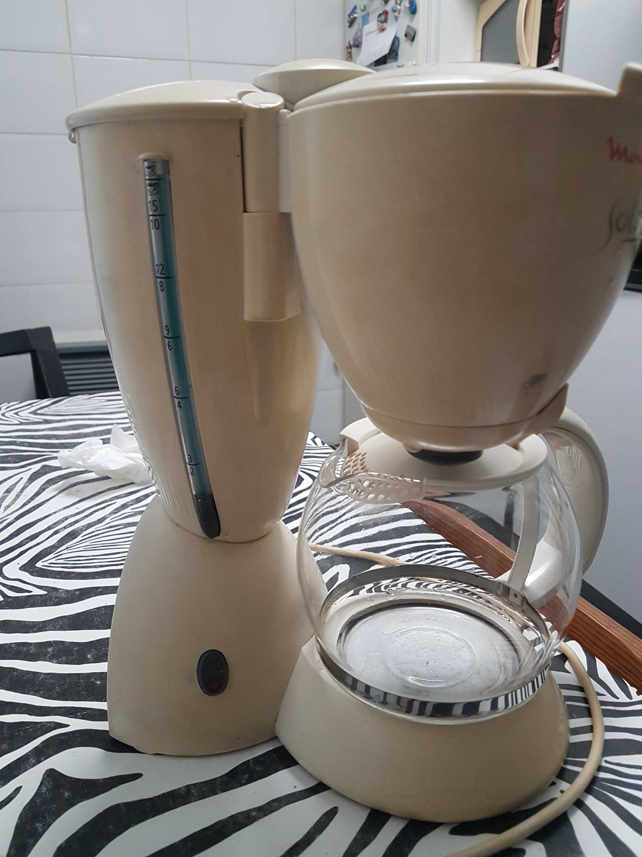 Máquina de café moulinex + varinha + jarro eléctrico tefal