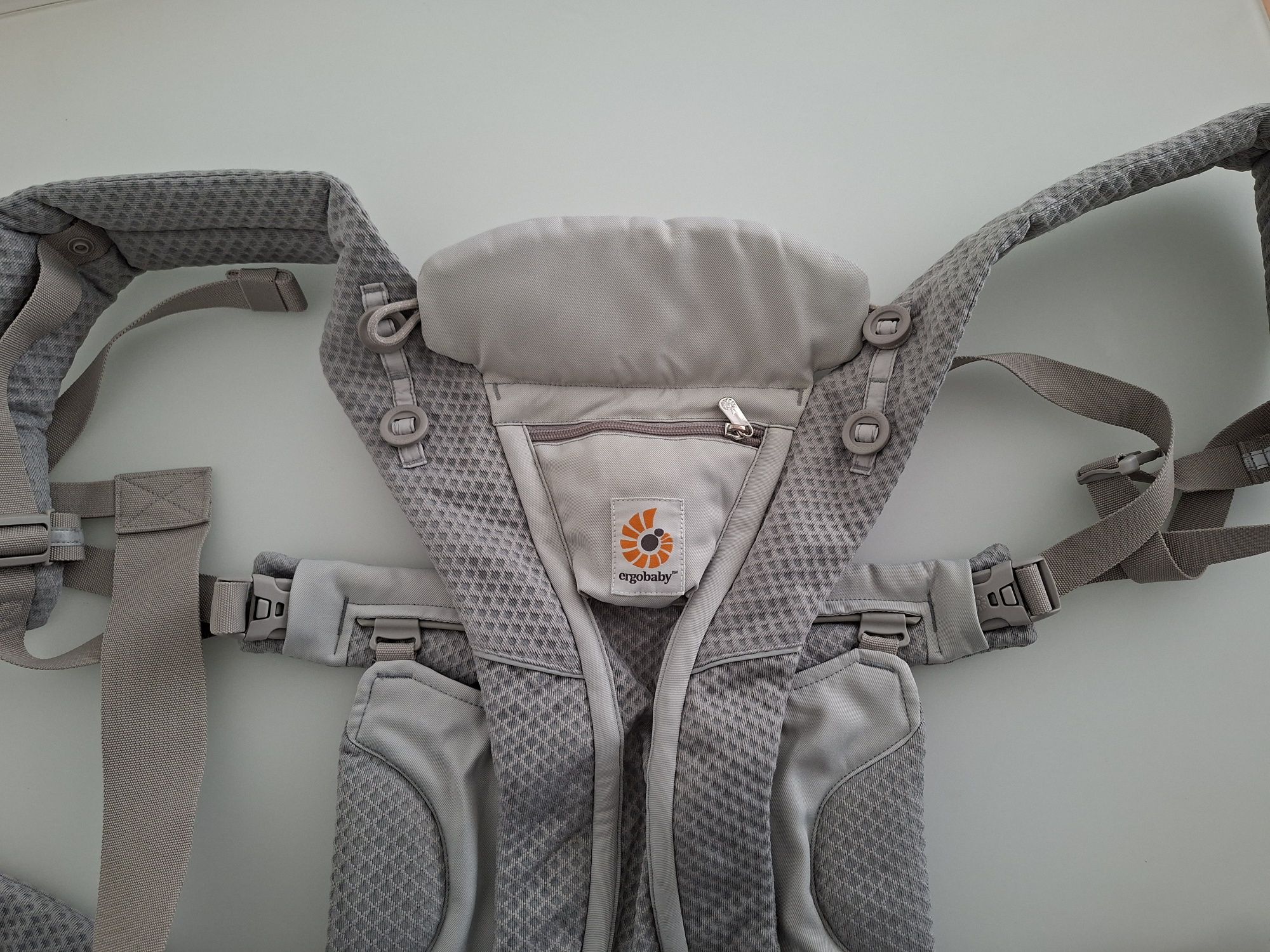 Porta-bebé Ergobaby Omni Breeze