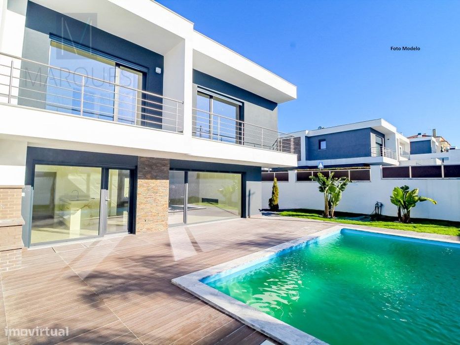 Moradia V4 com Jardim e Piscina na Quinta de Valadares - Marisol