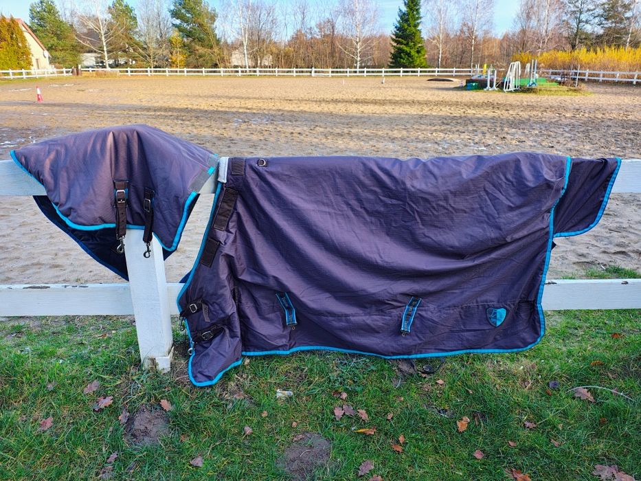 Derka zimowa z kapturem