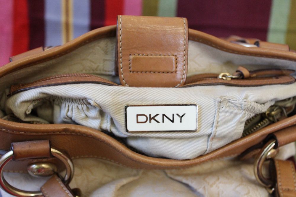 Вінтажна жаккардова сумка-тоут DKNY з принтом монограми бренду