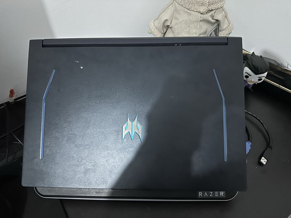 Portátil Gaming Acer Predator Helios 300 PH317-55