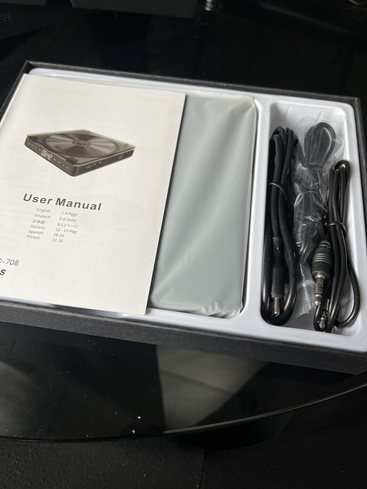 Discman odtwarzacz przenośny mp3 CD DOTYK PREZENT