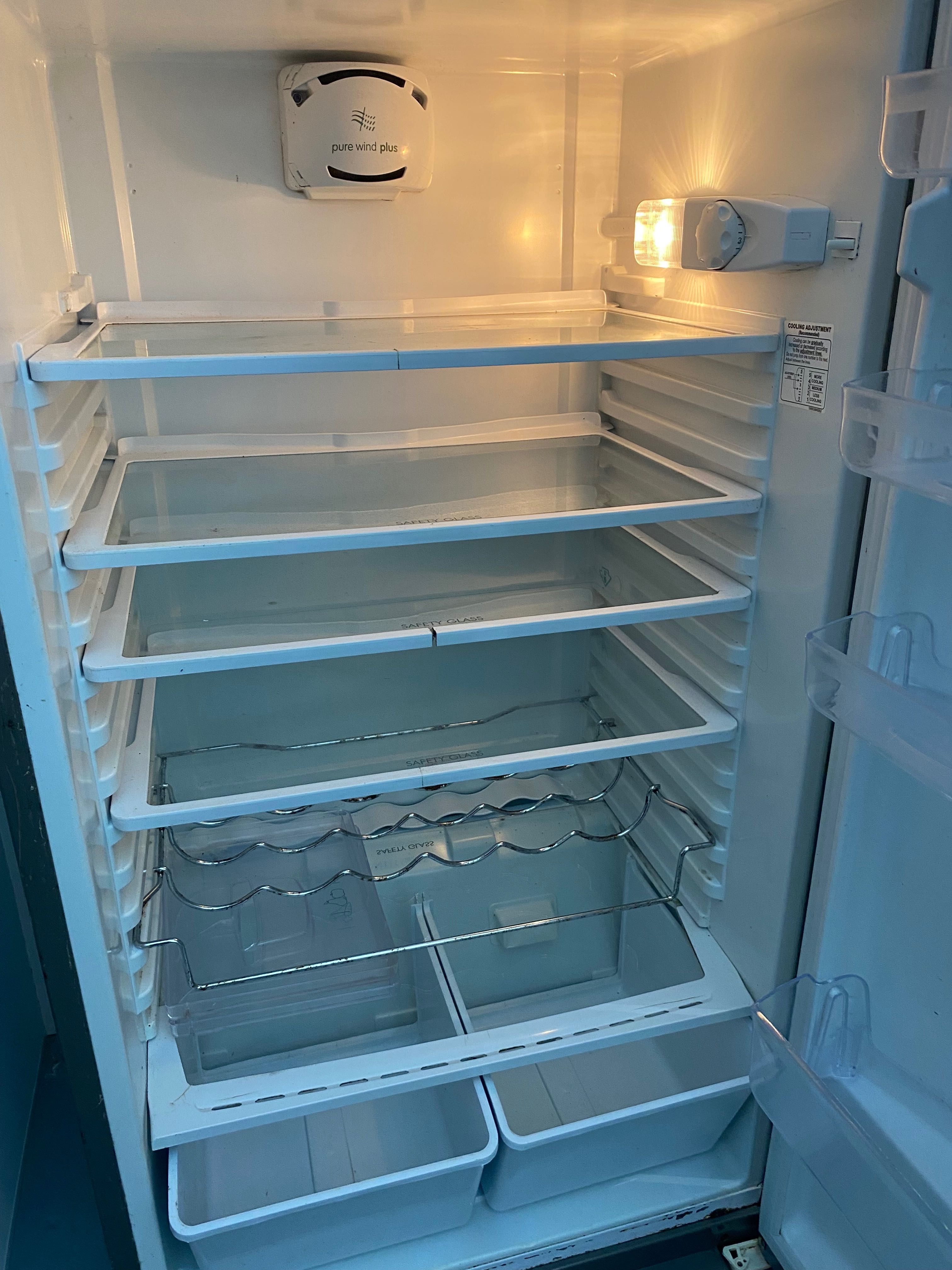 Frigorífico Hotpoint 300 + 90 litros