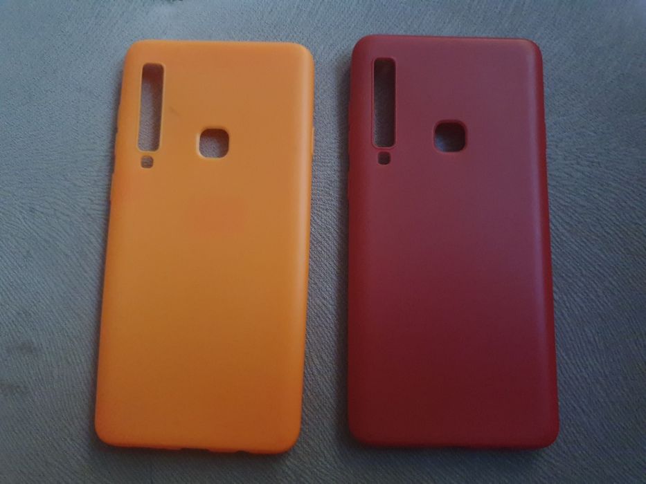 Etui na telefon..