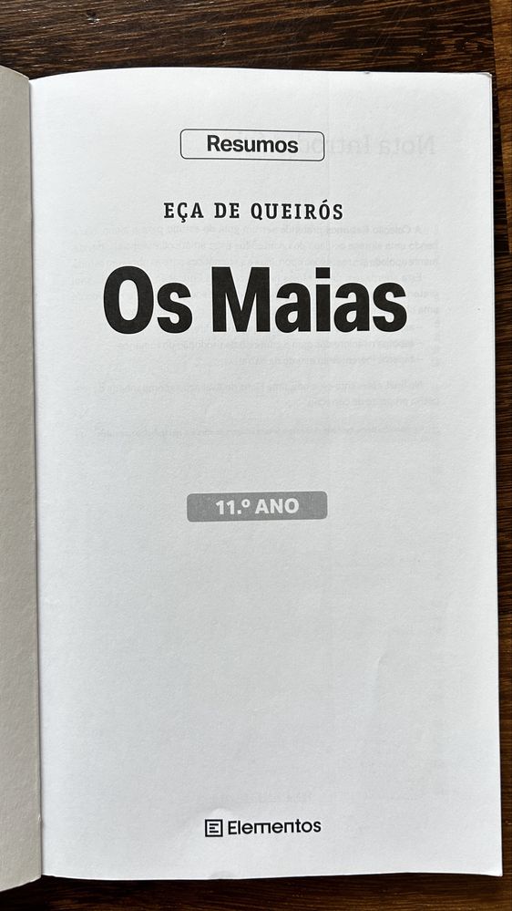 Livros de apoio e resumo 10o e 11o ano (Os Maias e Física e Química A)