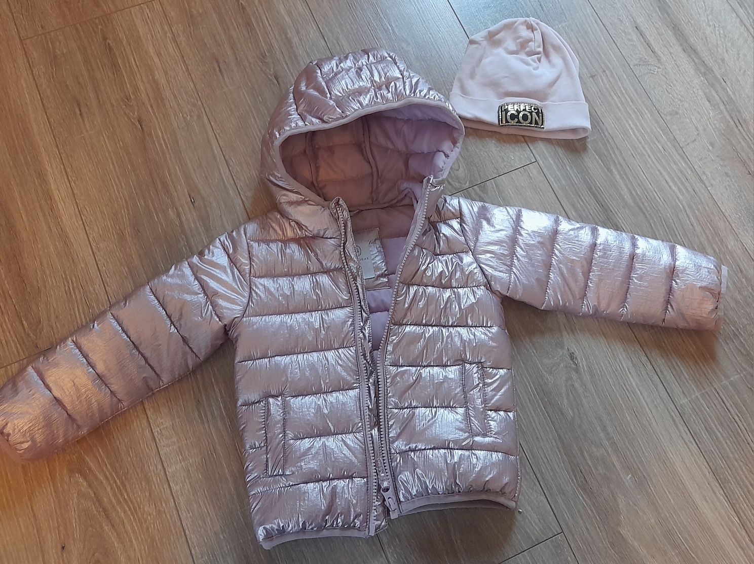 Kurtka przejściowa 98/104 + czapka dziewczynka