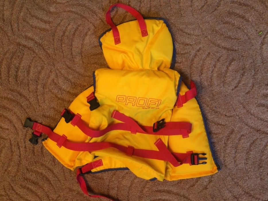 Детский жилет