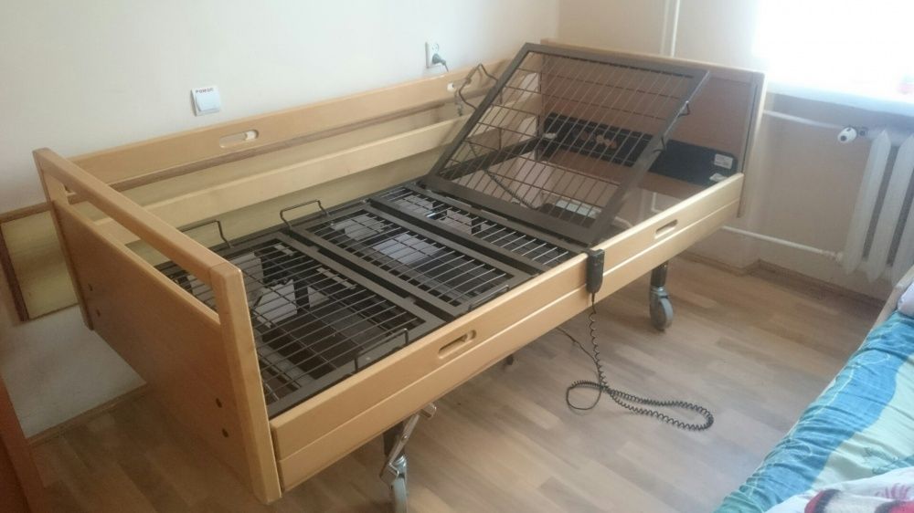 Łóżko rehabilitacyjne szpitalne na pilota 2 funkcyjne