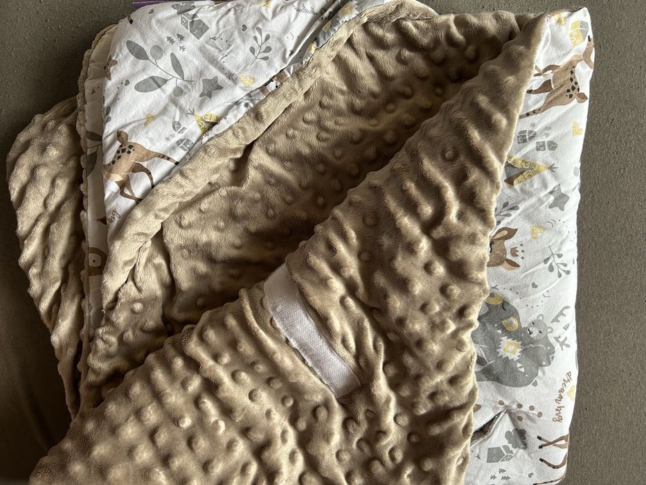 Otulacz do fotelika samochodowego Jukki