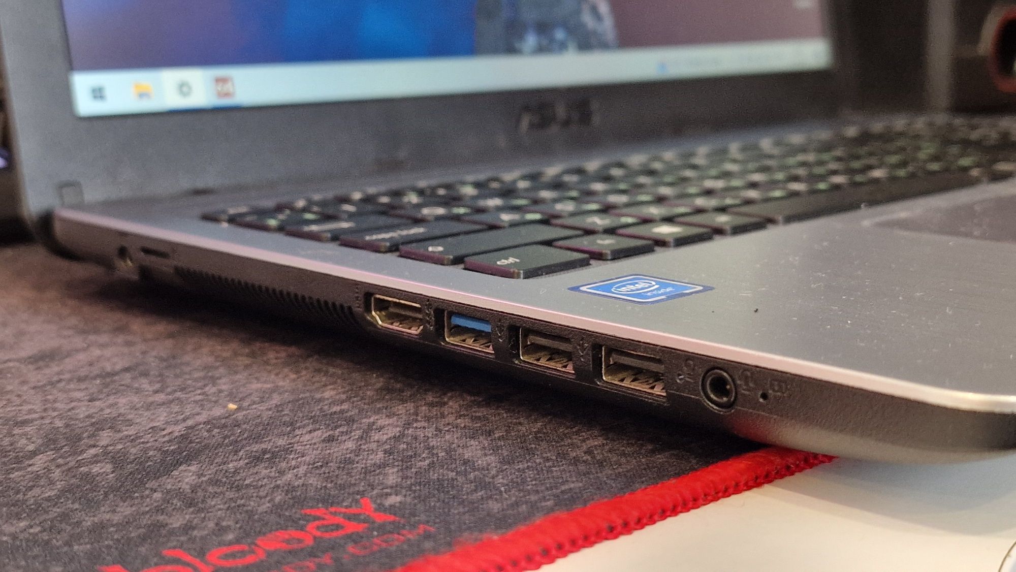 Asus X540 i3-6gen DDR4 SSD