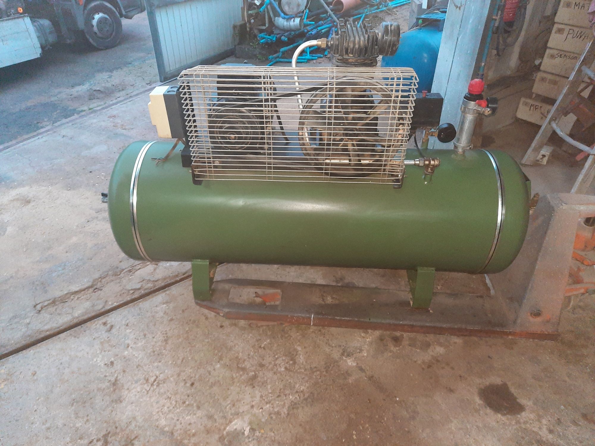 Compressor se 200litros