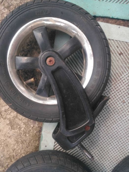 Продвм колеса до тачки