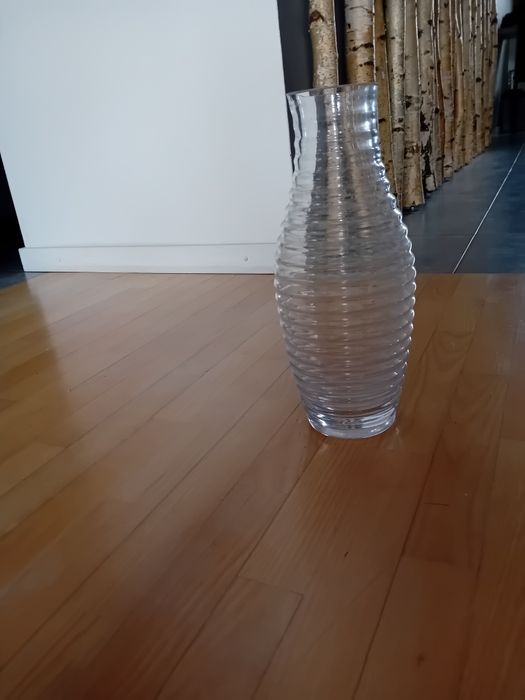 Wazon szklany śliczny