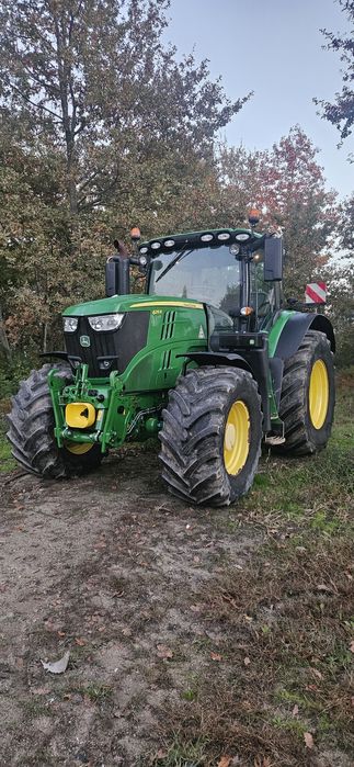Jonh deere 6215R