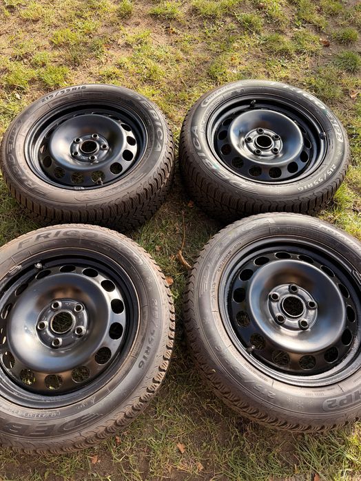 Opony zimowe z felgami Dębica 215/55/16 5x112 VW Audi Seat Skoda