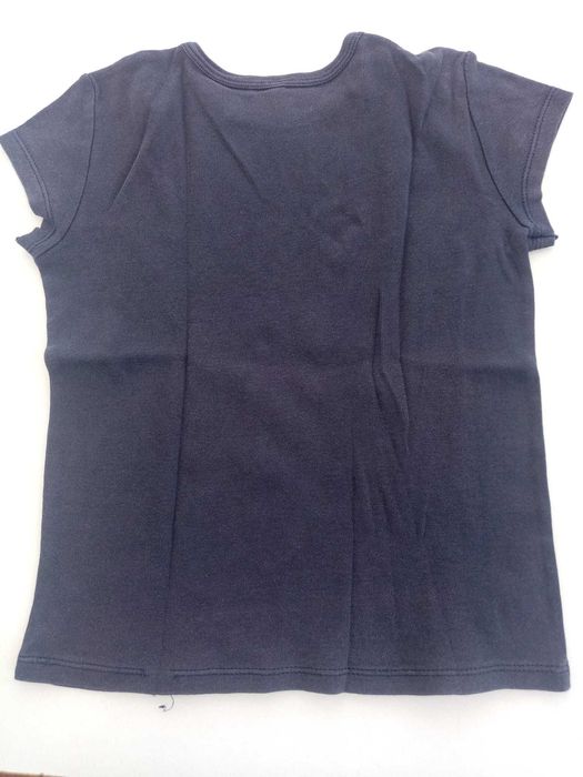 t-shirt: para 4 anos, azul escura, Benetton, só 2€!
