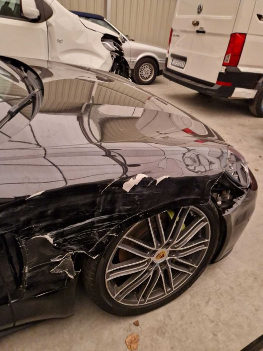 PORSCHE PANAMERA 4S POLIFT / 4.0TDI 421KM / czarne wnętrze / uszk.
