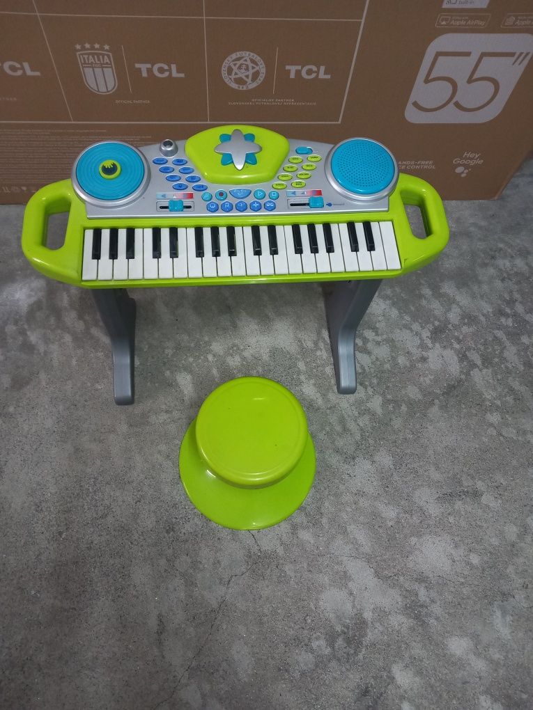 Piano para criança