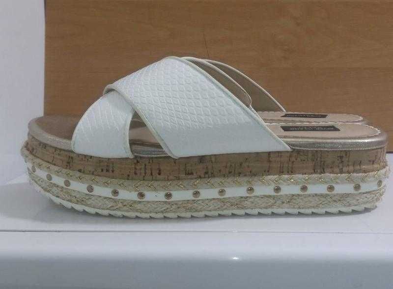 Шлепанцы босоножки  river island на широкую ногу