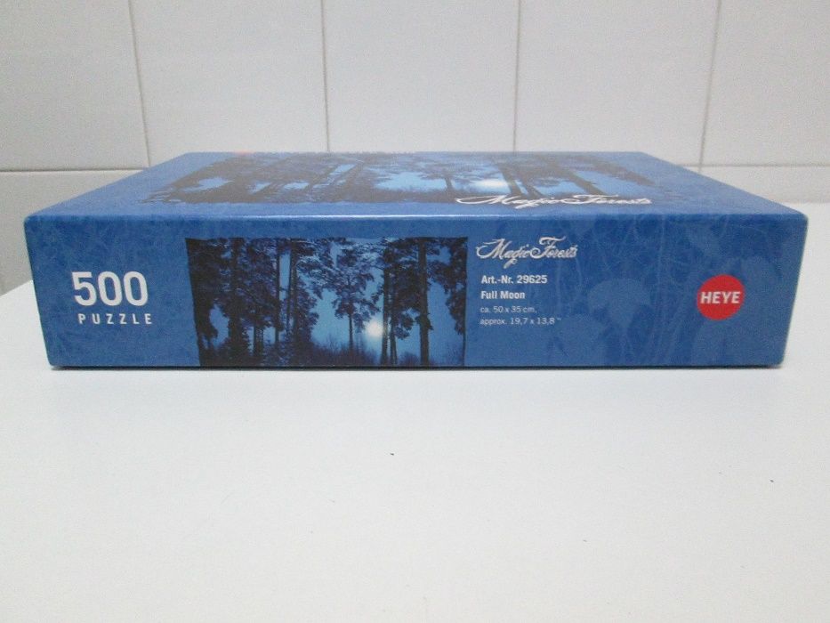 Puzzle marca Heye com 500 peças